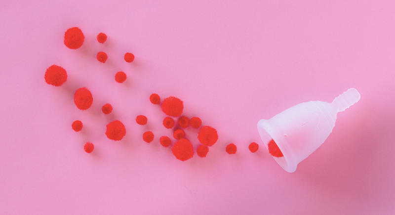 Was ist eine Menstruationstasse und wie verwende ich eine solche?